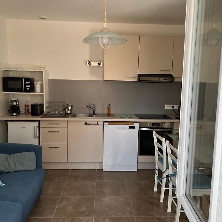 Ferienwohnung Aux 3 Domaines T2 Avec Terrasse Hyères Exterior foto