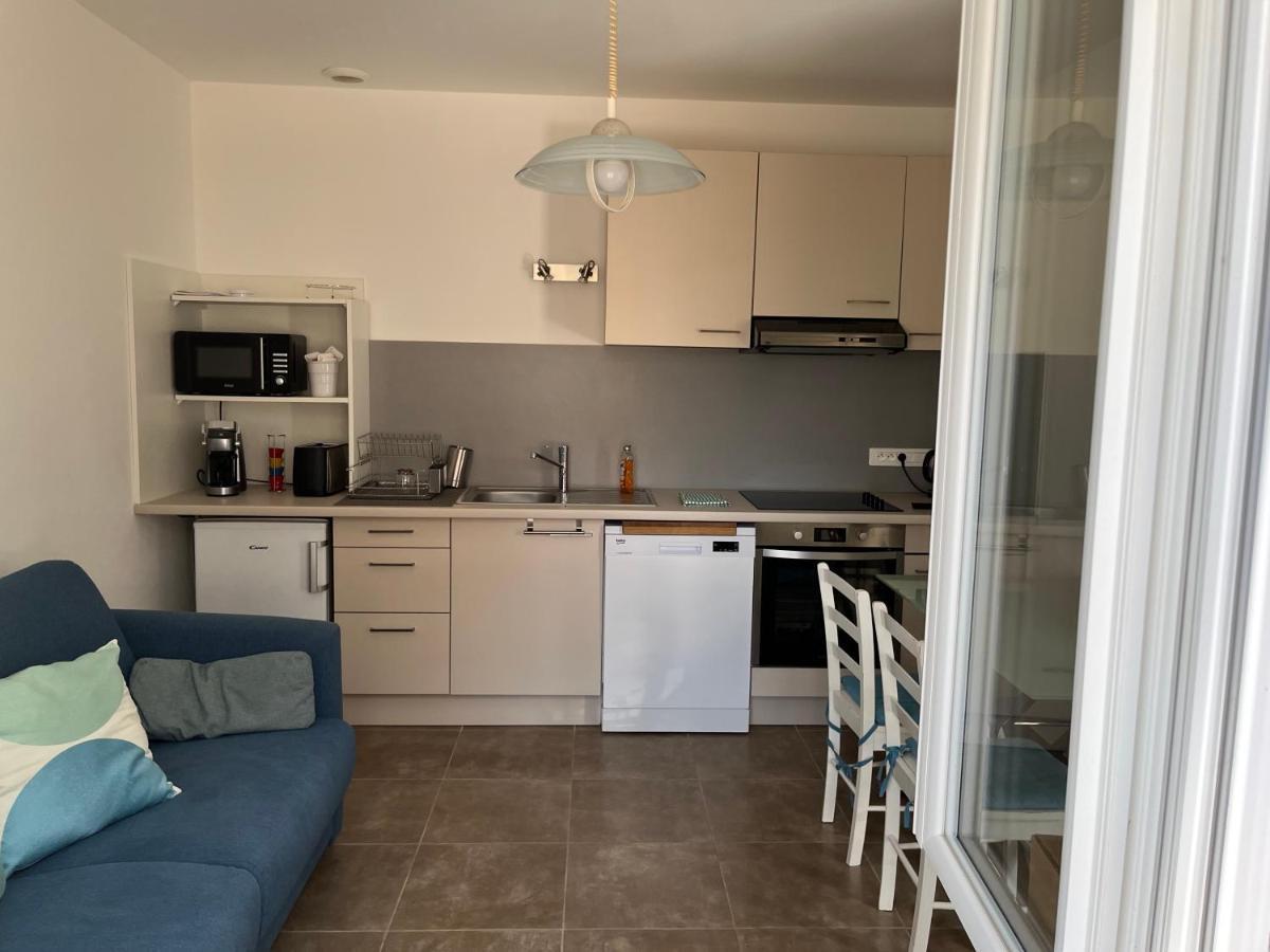 Ferienwohnung Aux 3 Domaines T2 Avec Terrasse Hyères Exterior foto